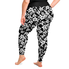Load image into Gallery viewer, Black and White Hibiscus Hawaiian Pattern Plus Size Leggings 2X-6X Squatproof