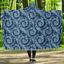 Load image into Gallery viewer, Blue Tie Dye Hooded Blanket With White Fleece Lining