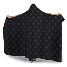 Load image into Gallery viewer, Black With Gray Fleur De Lis Pattern Hooded Blanket With Sherpa Lining