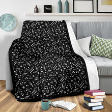 Load image into Gallery viewer, Black and White Music Notes Pattern Fleece Throw Blanket