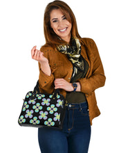 Load image into Gallery viewer, Black With Retro Flower Pattern Handbag Purse