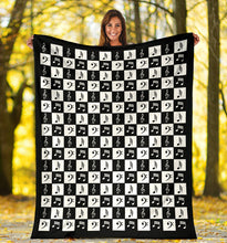 Load image into Gallery viewer, Black and White Music Notes Checkered Pattern Fleece Throw Blanket