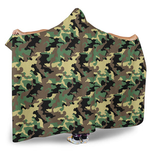Camo Hooded Blanket Green, Brown and Black Camouflage With Sherpa Lining